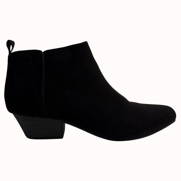 Old Navy Womens Black Ankle Booties Size 7 Faux Suede Side Zipper Boots Low Heel - Picture 1 of 14